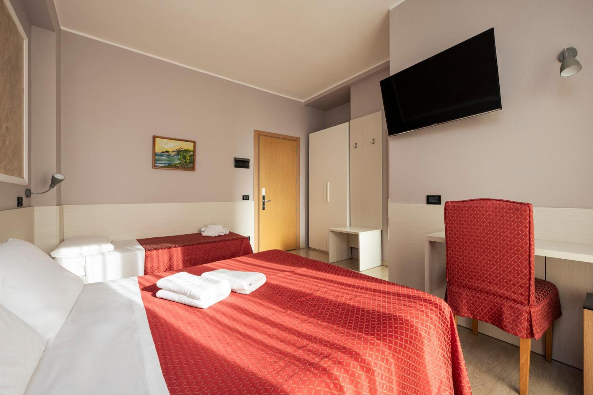 Hotel Mondial Porto Recanati Exterior foto