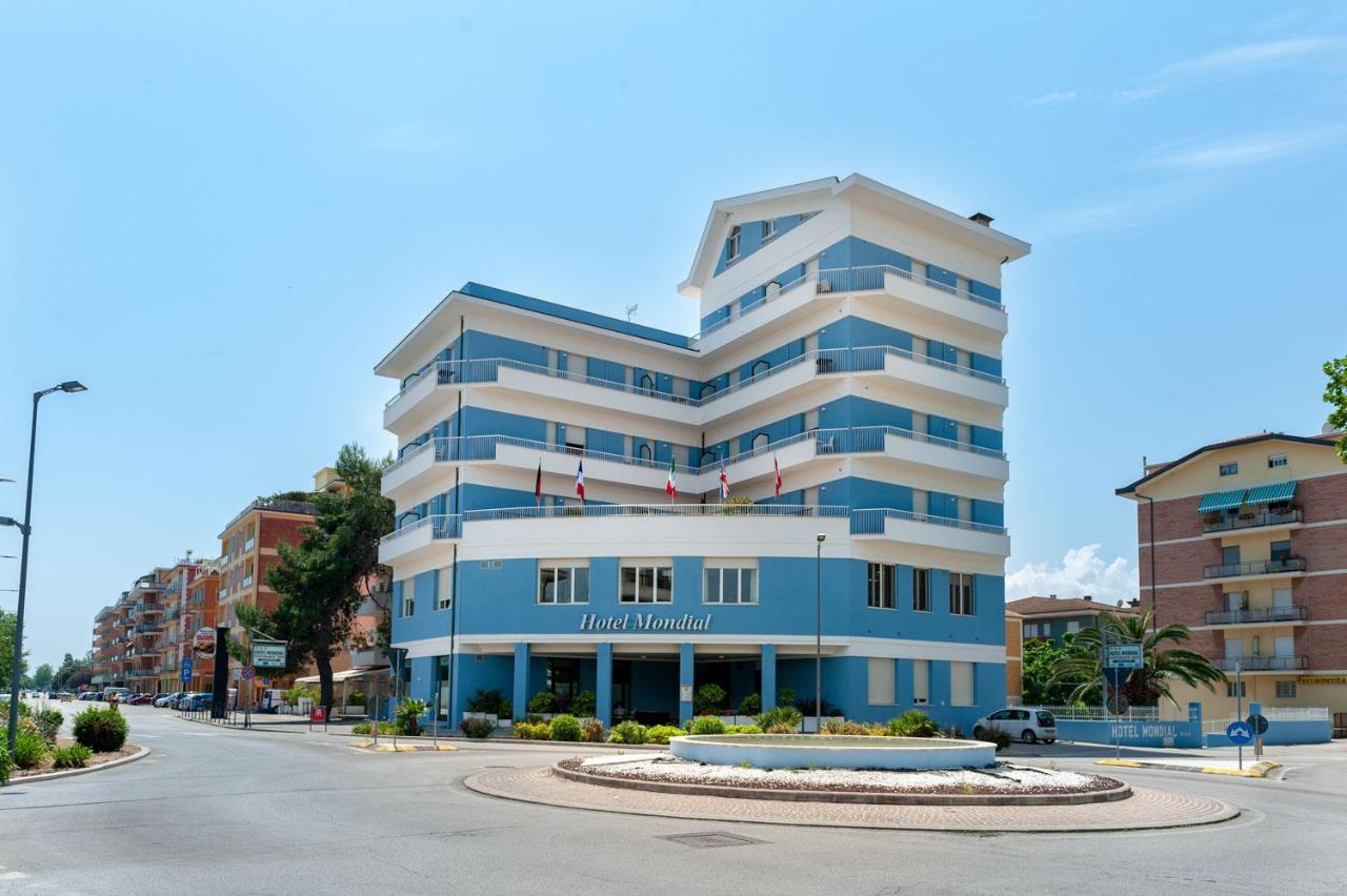 Hotel Mondial Porto Recanati Exterior foto